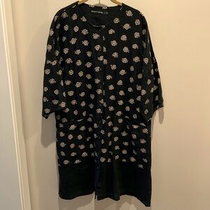 Gudrun Sjoden black tunic with tan design, Large.